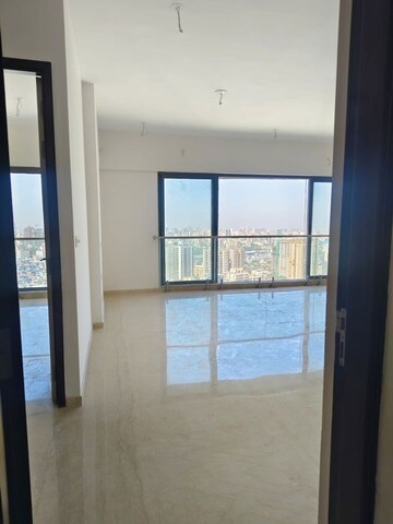 2 BHK Apartment For Rent in Adani Ten BKC, Bandra East