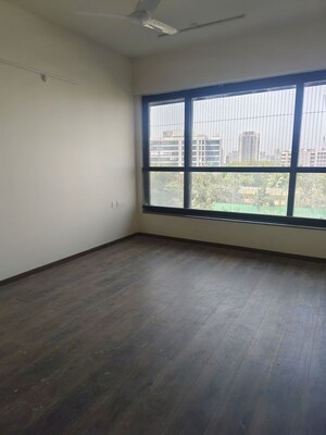 Master Bedroom in 3 BHK Apartment at Kalpataru Magnus, Bandra East – for Rent