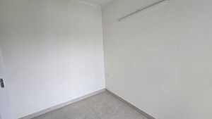 Room in 3 BHK Apartment at Shree Vardhman Victoria, Sector 70 – for Sale