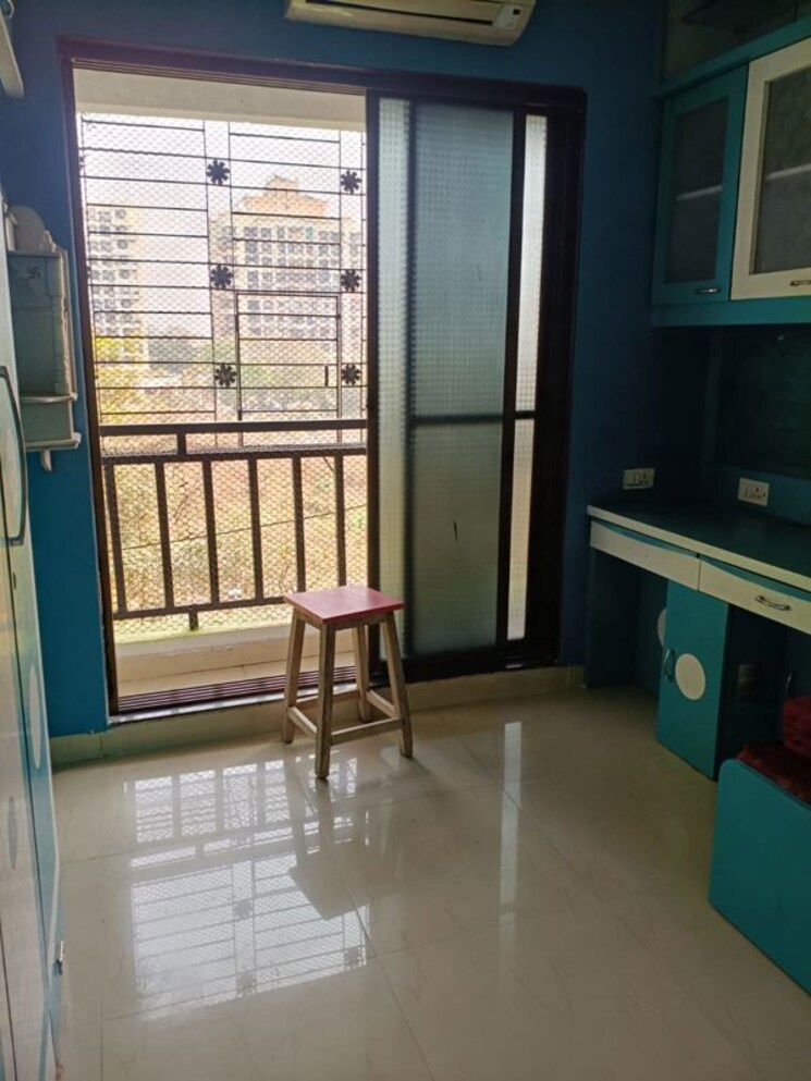 Living Room, susheel-meadows-apartment 2 Bedroom 950 Sq.Ft. Apartment In New Panvel Navi Mumbai 9825915