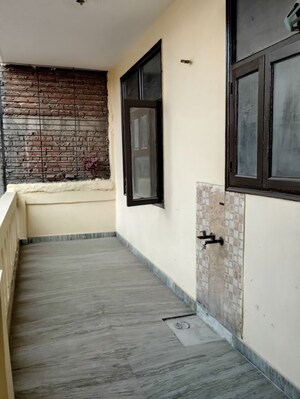 Balcony in 2 BHK Builder Floor at Sector 37 – for Rent