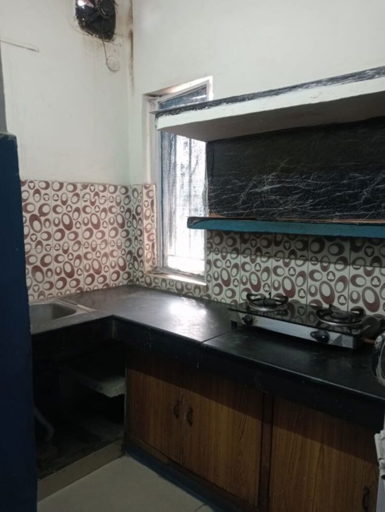 Kitchen, arun-vihar-sector-37 2 Bedroom 1200 Sq.Ft. Independent House In Sector 37 Noida 9825935