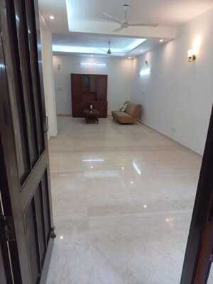 2 BHK Independent House For Rent in Arun Vihar Sector 37, Sector 37