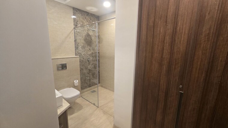 Bathroom, ambience-creacions 4 Bedroom 3975 Sq.Ft. Apartment In Sector 22 Gurgaon 9825943