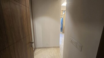 Bathroom in 4 BHK Apartment at Ambience Creacions, Sector 22 – for Sale