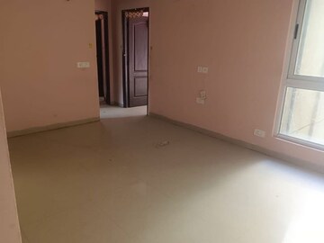 Room in 2 BHK Apartment at Aditya World City, Shahpur Bamheta – for Rent