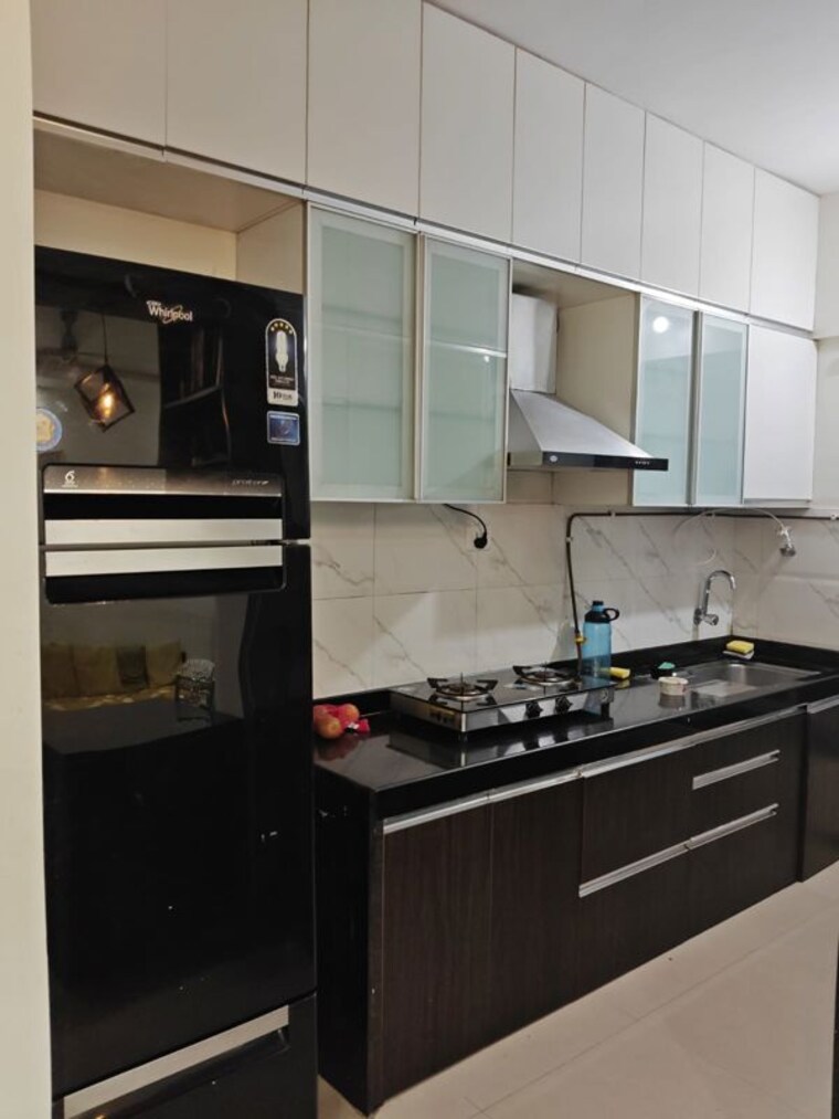 Kitchen, mantri-serene 2 Bedroom 750 Sq.Ft. Apartment In Goregaon East Mumbai 9825966