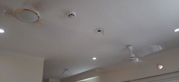 Furnished Amenities in 2 BHK Apartment at Gaur Yamuna City 16th Park View, Gaur Yamuna City – for Rent