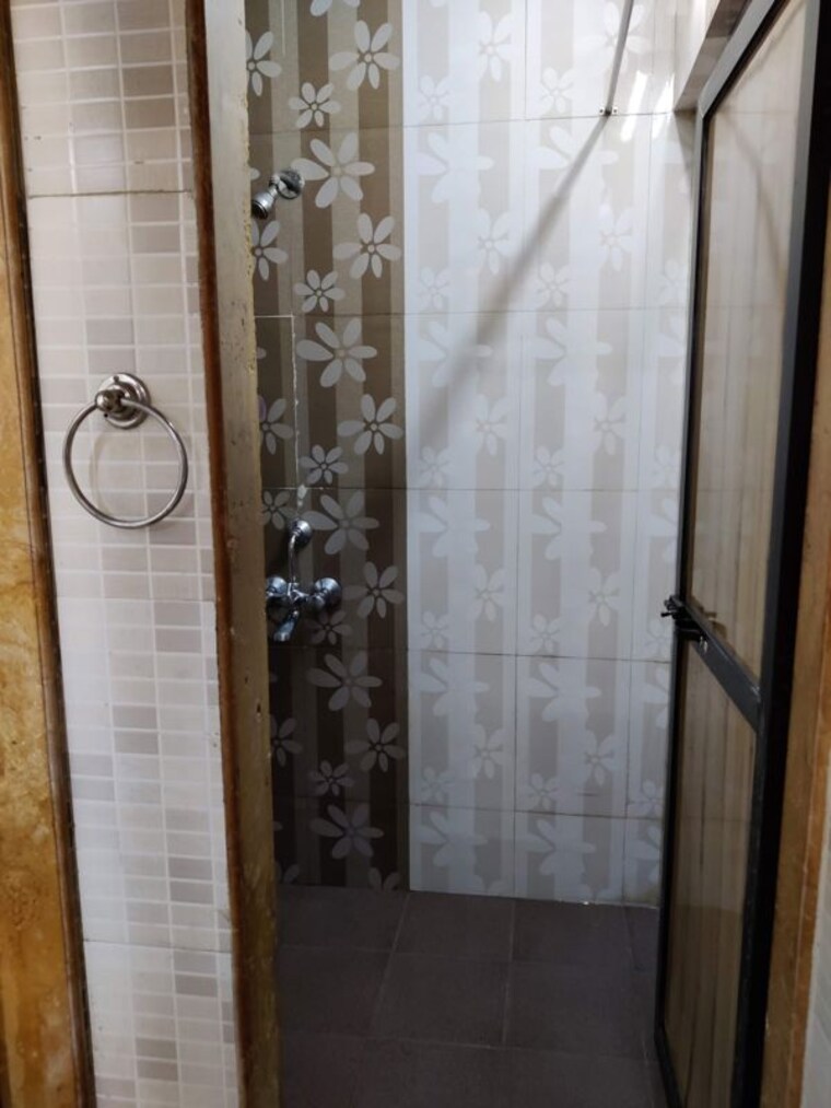 Bathroom, shree-tirupati-siddeshwar-gardens-villa 1 Bedroom 450 Sq.Ft. Apartment In Dhokali Thane 9825983