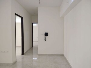 2 BHK Apartment For Sale in Lodha Amara, Kolshet Road