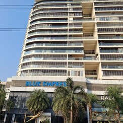 Showroom For Sale in Atul Blue Empress