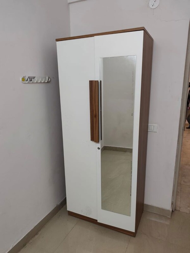 Room, gaur-city-2-14th-avenue 2 Bedroom 1040 Sq.Ft. Apartment In Sector 16c Greater Noida Greater Noida 9826009