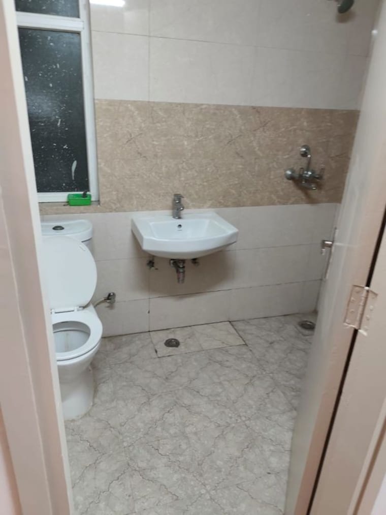 Master Bedroom, gaur-city-2-14th-avenue 2 Bedroom 1040 Sq.Ft. Apartment In Sector 16c Greater Noida Greater Noida 9826009