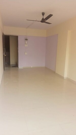Room in 2 BHK Apartment at Trident Avenue, Ulwe Sector 19 – for Rent