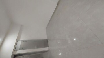 Furnished Amenities in 2 BHK Apartment at Sandhya Eve Horizon, Kandivali West – for Rent