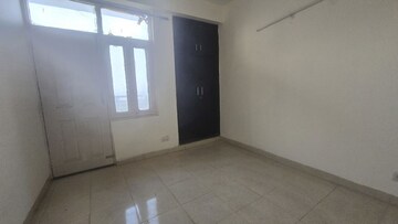 Room in 3 BHK Apartment at Tulip Orange, Sector 70 – for Rent