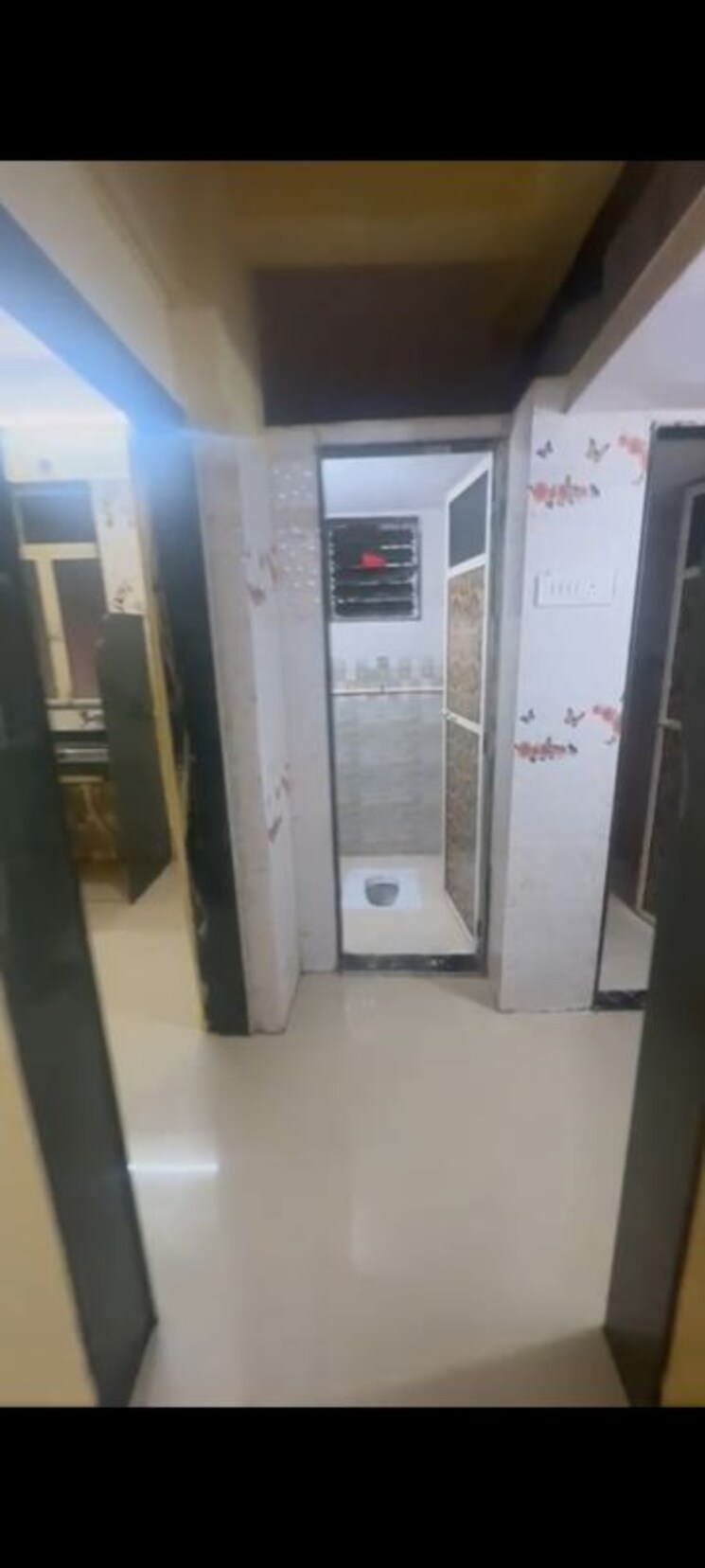 undefined, bhayandarpada 1 RK 330 Sq.Ft. Builder Floor In Bhayandarpada Thane 9826037