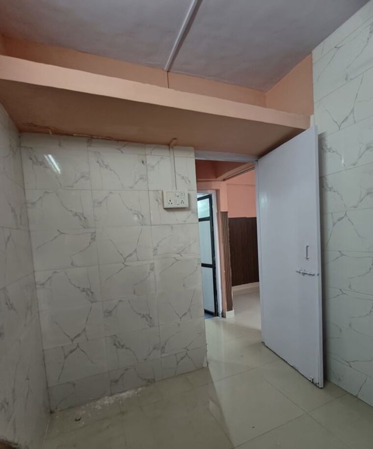 Room, shapoorji-pallonji-siennaa 2 Bedroom 600 Sq.Ft. Apartment In Kandivali East Mumbai 9826045