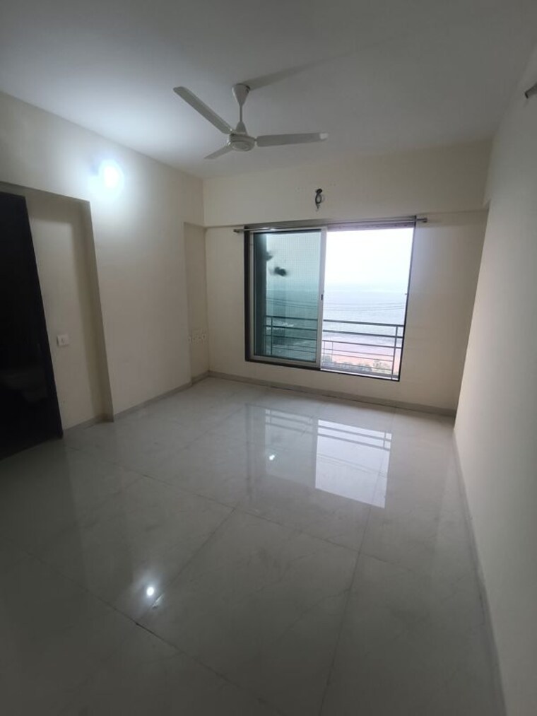 Master Bedroom, gurukrupa-marina-enclave 3 Bedroom 1400 Sq.Ft. Apartment In Malad West Mumbai 9826060