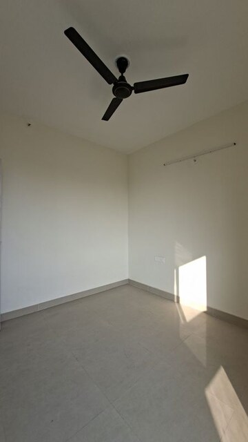 Room in 3 BHK Apartment at Sare Home, Sector 92 – for Rent