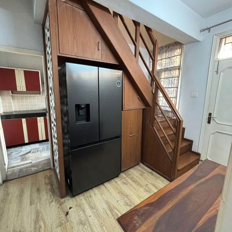 Room, sector 20 3 Bedroom 2000 Sq.Ft. Apartment In Sector 20 Panchkula 9826078