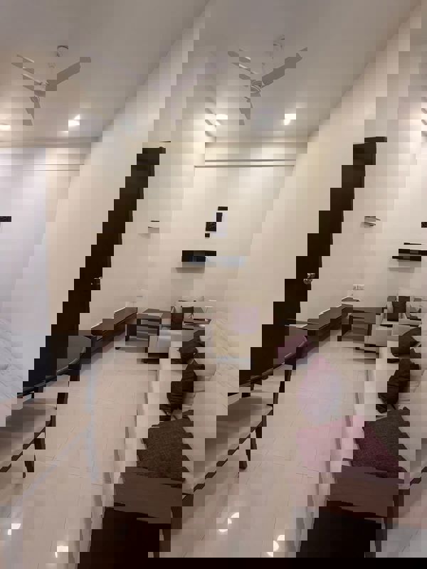 2 BHK Apartment For Rent in Surya Apartment Breach Candy