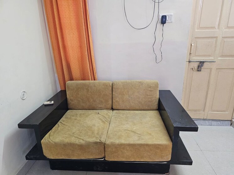 Living Room, surya-apartments-indira-nagar 2 Bedroom 1100 Sq.Ft. Apartment In Indira Nagar Lucknow 9826094