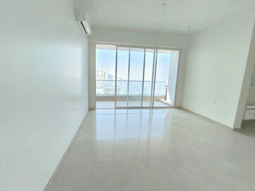 3.5 BHK Apartment For Rent in Oberoi Realty Esquire, Goregaon East