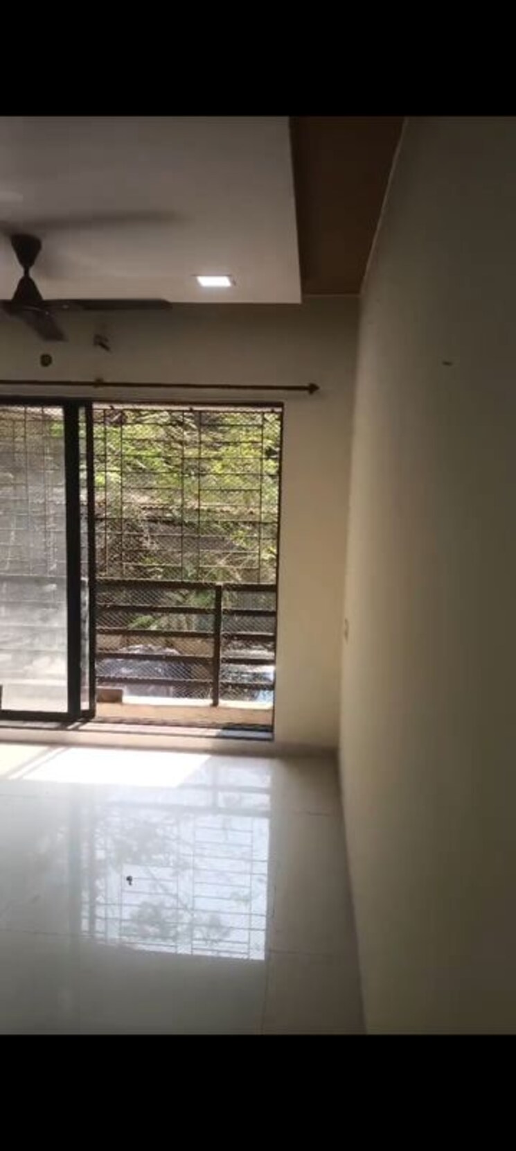 Room, rna-ng-canary 2 Bedroom 905 Sq.Ft. Apartment In Mira Road Thane 9826100