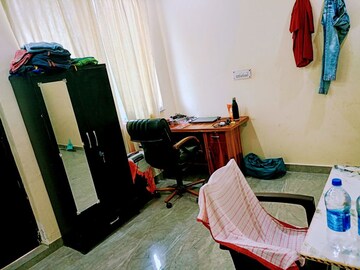 Team Area in 2 BHK Apartment at VVIP Homes, Gaur City 2 – for Rent