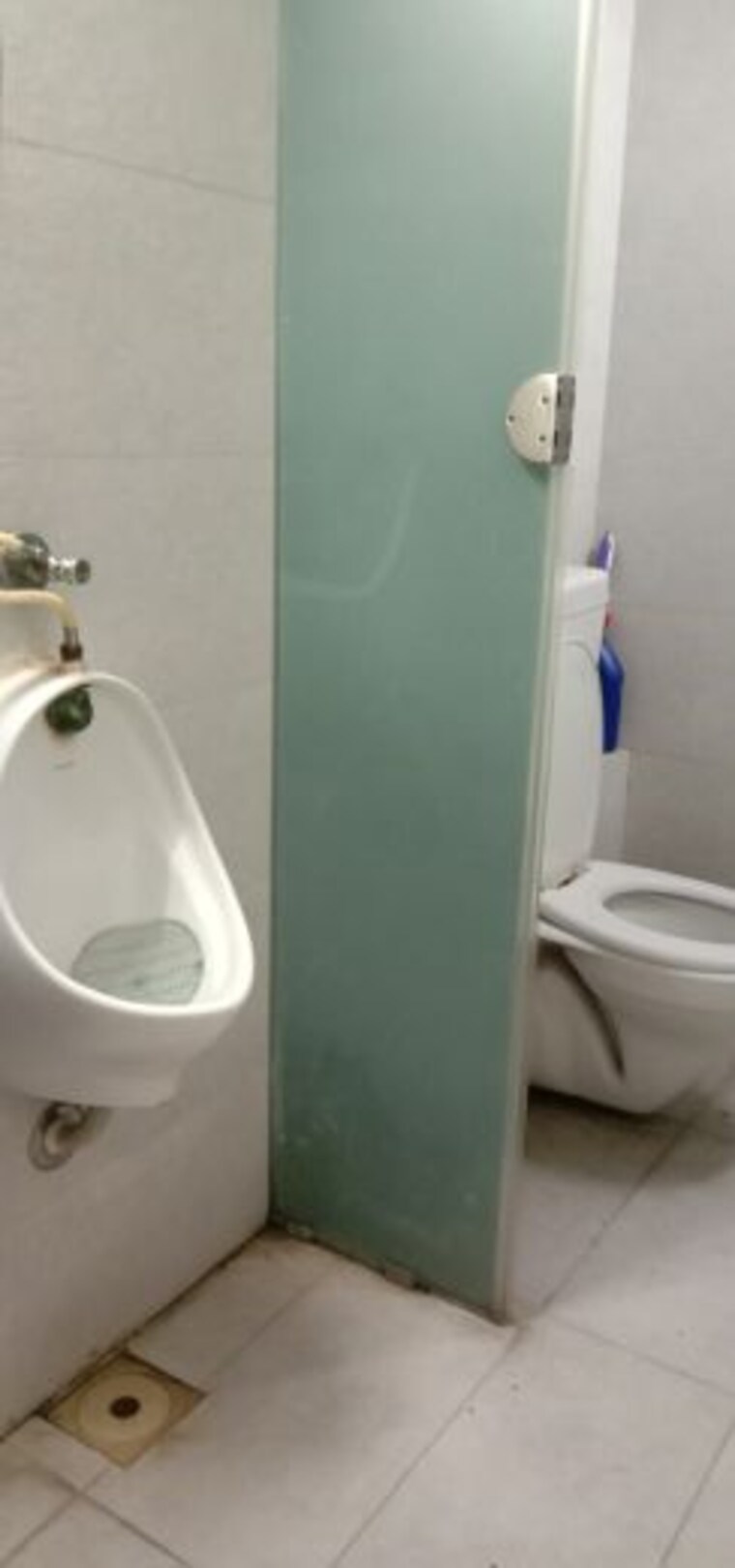 Washroom, senapati bapat road Commercial Office Space 1650 Sq.Ft. In Senapati Bapat Road Pune 9826107