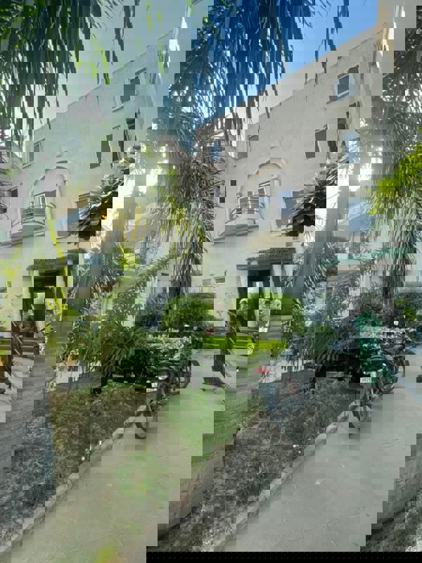 3 BHK + Pooja Room,Servant Room,Extra Room Builder Floor For Rent in BPTP Amstoria