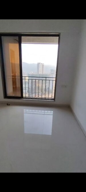 Room in 1 BHK Apartment at Tiara Hills, Mira Road – for Sale