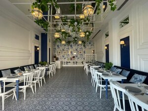 Balcony in 4 BHK Builder Floor at BPTP Amstoria, Sector 102 – for Rent