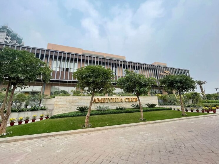 Exterior View, bptp-amstoria 4 Bedroom 3560 Sq.Ft. Builder Floor In Sector 102 Gurgaon 9826116