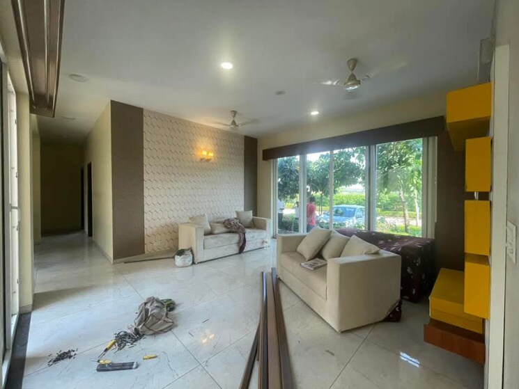 Bedroom, bptp-amstoria 4 Bedroom 3560 Sq.Ft. Builder Floor In Sector 102 Gurgaon 9826116