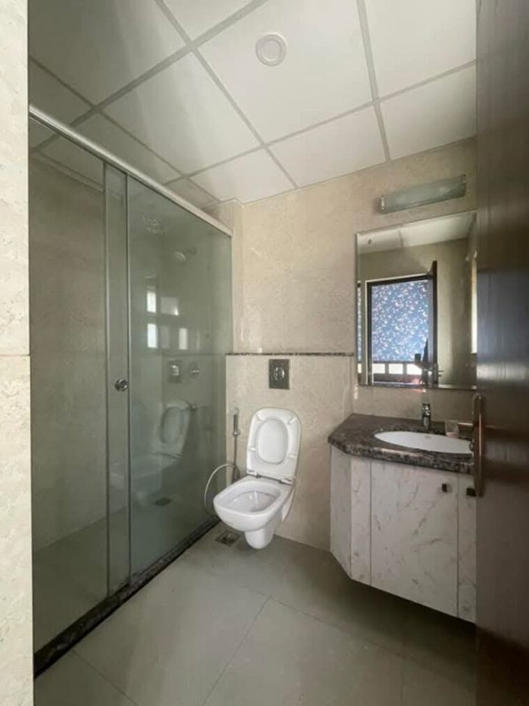 Bathroom, bptp-amstoria 4 Bedroom 3560 Sq.Ft. Builder Floor In Sector 102 Gurgaon 9826116