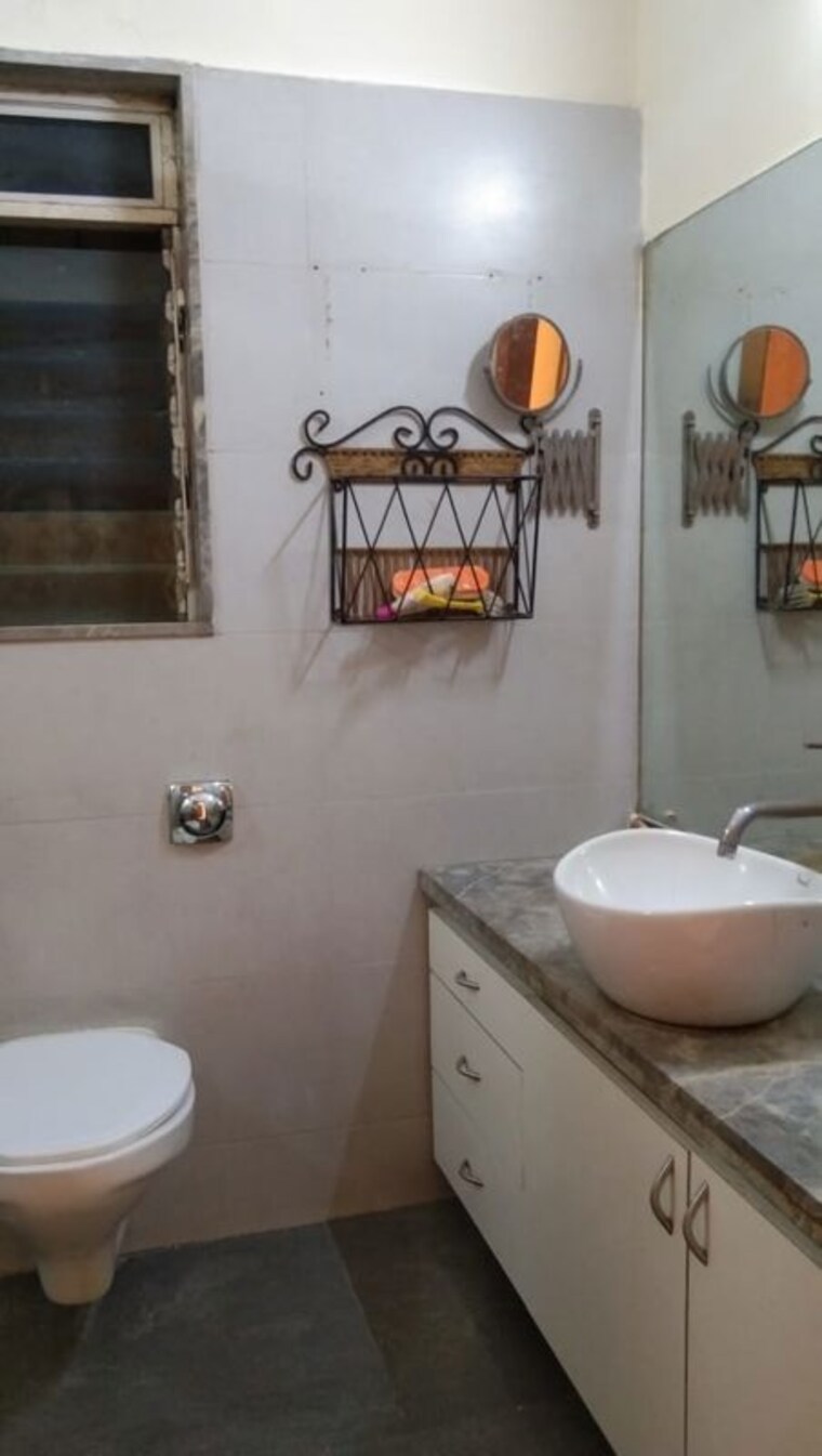 Attached Bathroom, dosti-flamingos 2 Bedroom 976 Sq.Ft. Apartment In Parel Mumbai 9826134