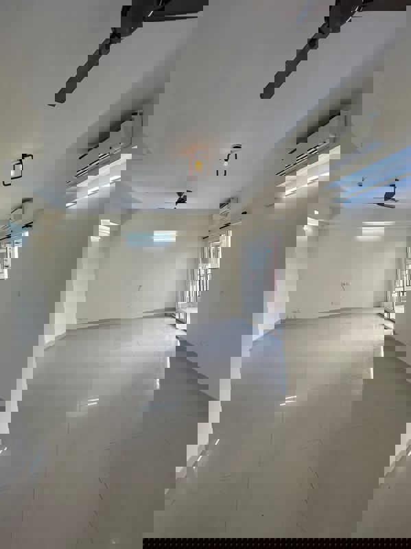 3 BHK + Pooja Room,Servant Room,Extra Room Apartment For Rent in Puri Emerald Bay