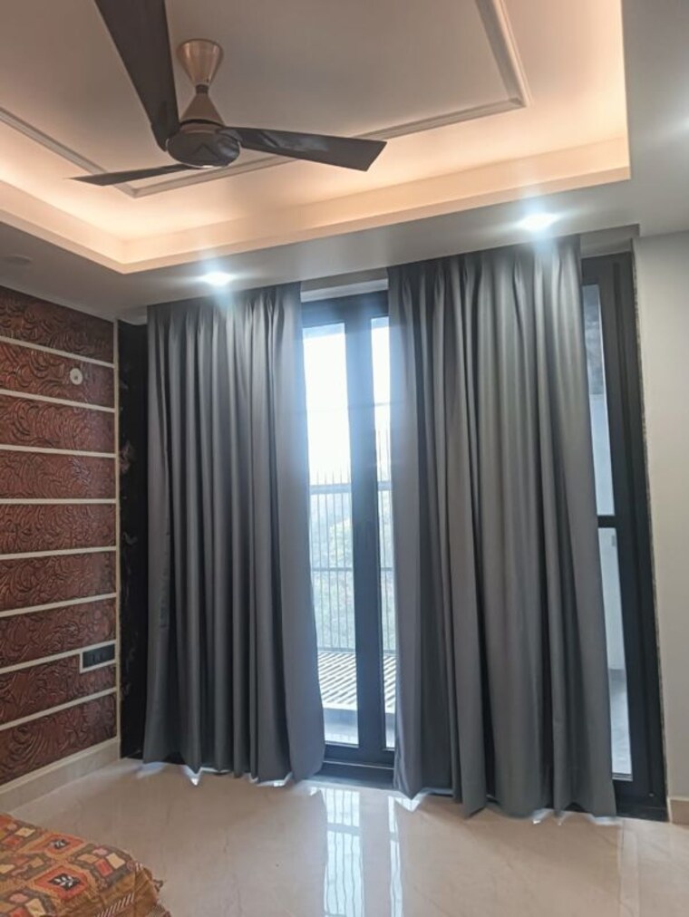 undefined, nri city 3 Bedroom 300 Sq.Yd. Independent House In Nri City Greater Noida 9826156