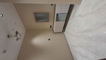 Room in 3 BHK Apartment at Indiabulls Sky Forest, Lower Parel – for Rent