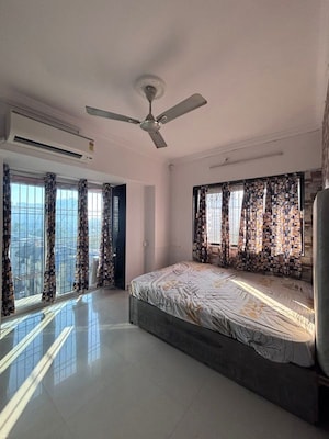 Bedroom in 2 BHK Apartment at Dn Nagar – for Rent