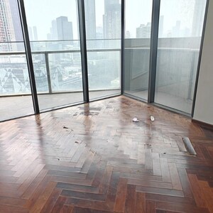 Room in 3 BHK Apartment at Omkar 1973, Century Bazar – for Rent