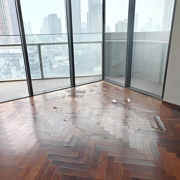 Room, omkar-1973 3 Bedroom 2000 Sq.Ft. Apartment In Century Bazar Mumbai 9826164