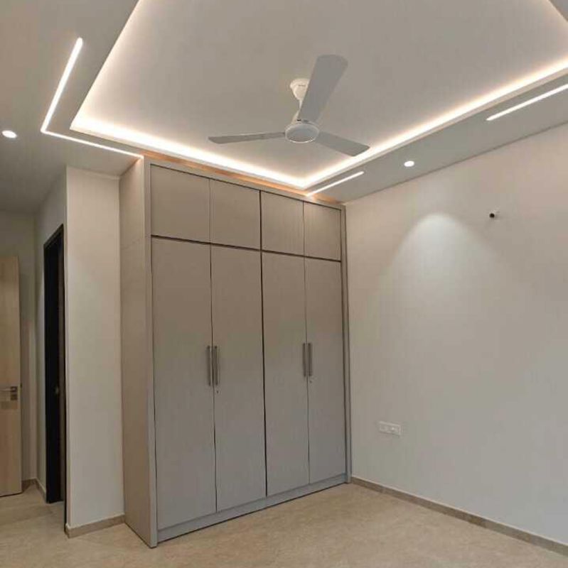 4 BHK + Servant Room Apartment For Rent in Omkar 1973