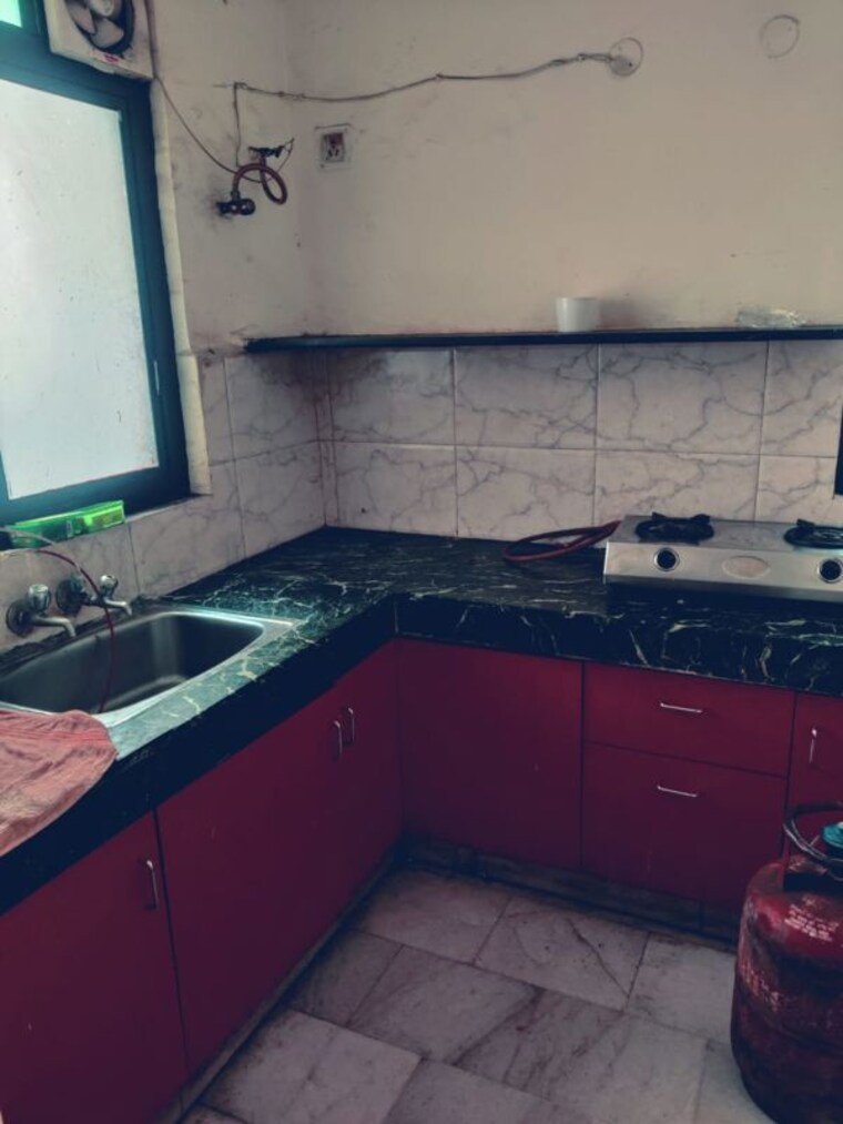 Kitchen, sector 5 2 Bedroom 1650 Sq.Ft. Apartment In Sector 5 Panchkula 9826170