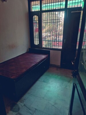 Bedroom in 2 BHK Apartment at Sector 5 – for Rent