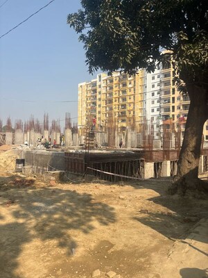 3 BHK Apartment For Sale in Vrinda Van Colony