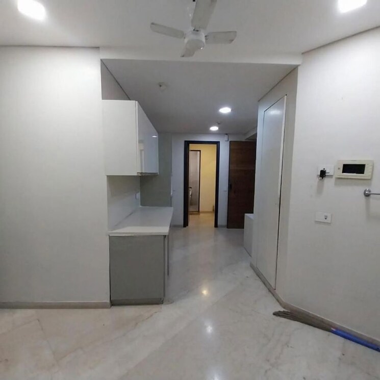 Room, omkar-1973 4 Bedroom 3000 Sq.Ft. Apartment In Century Bazar Mumbai 9826176