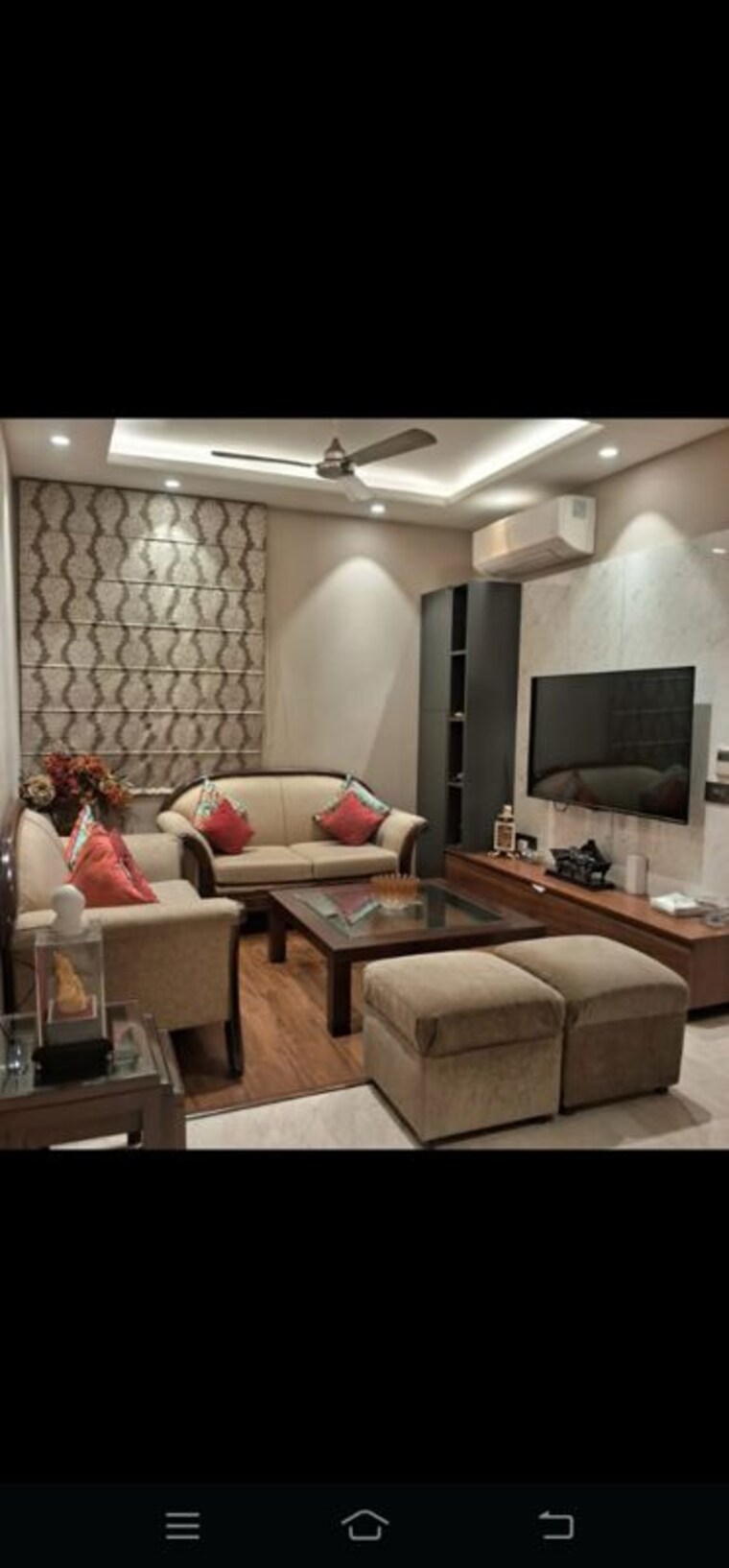 Living Room, sarvodaya enclave 4 Bedroom 500 Sq.Ft. Builder Floor In Sarvodaya Enclave Delhi 9826201